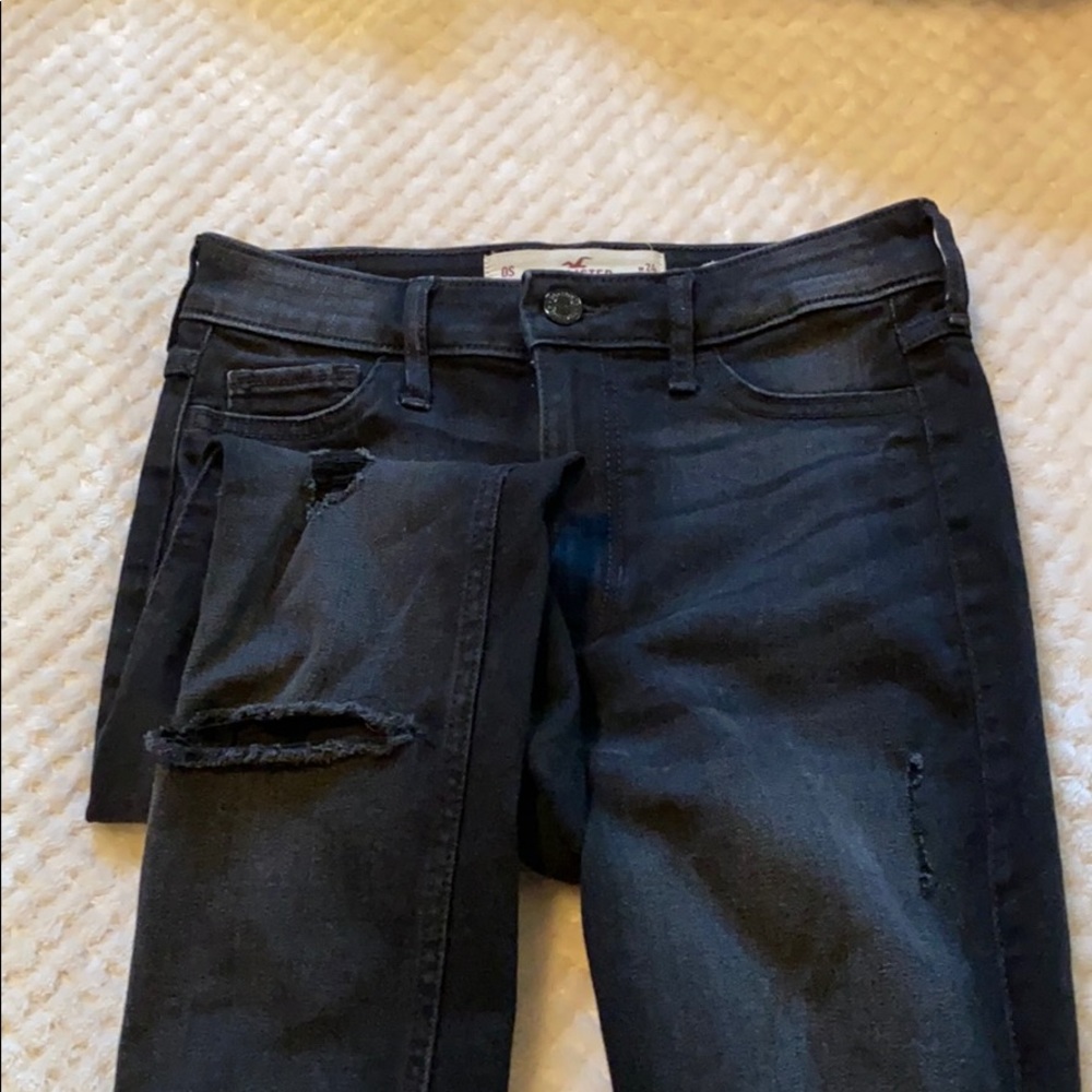 Black ripped hollister jeans skinny